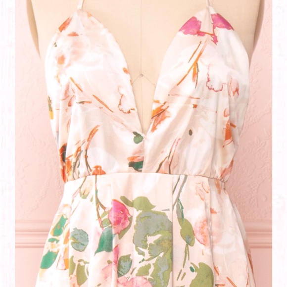 BOUTIQUE 1861 Backless Halter Maxi Dress - Picture 4 of 8